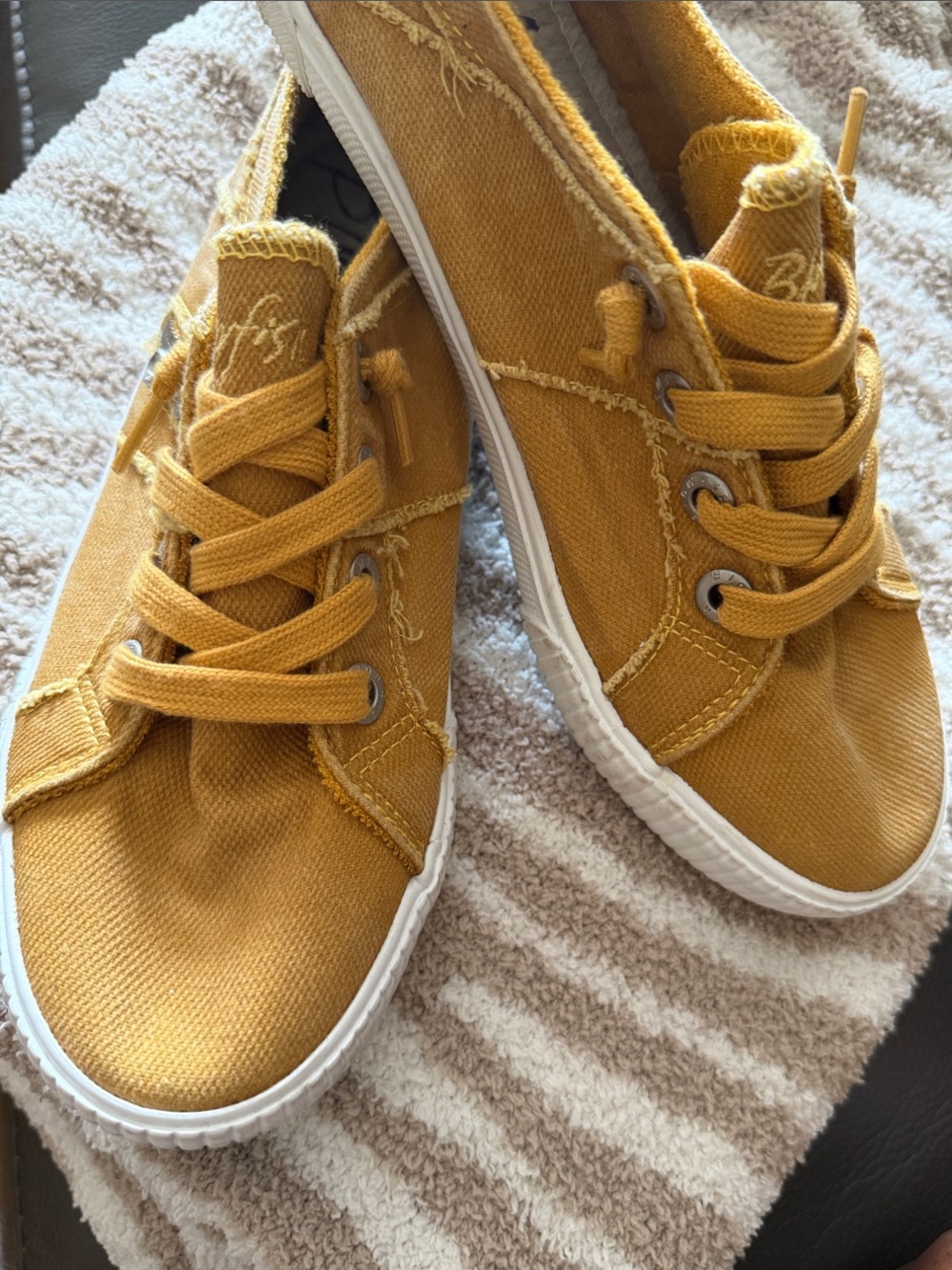 Casual Mustard Yellow Canvas Athletic Sneakers for Women